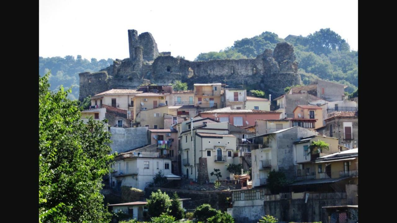 La Casetta Di Elena Lamezia Terme Exterior photo